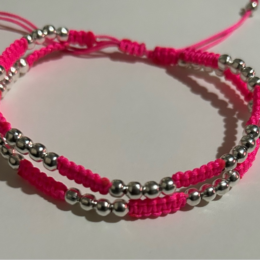 Macramé bracelet